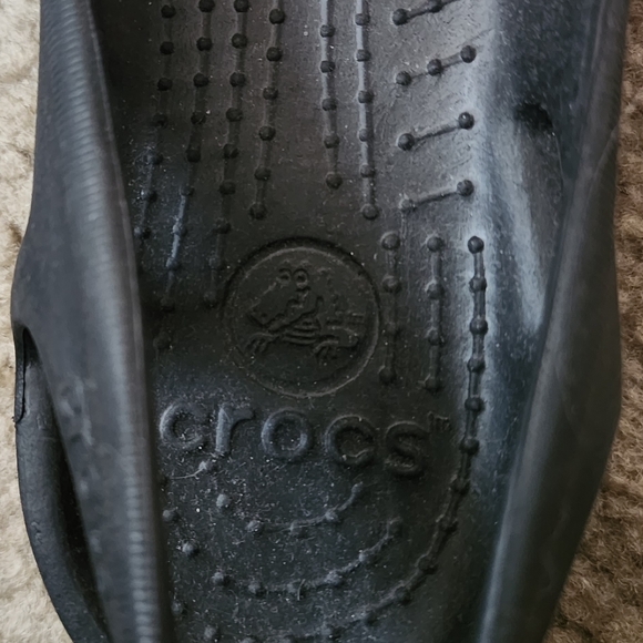 Crocs women's Kadee slip on flats size 7 - Picture 2 of 6